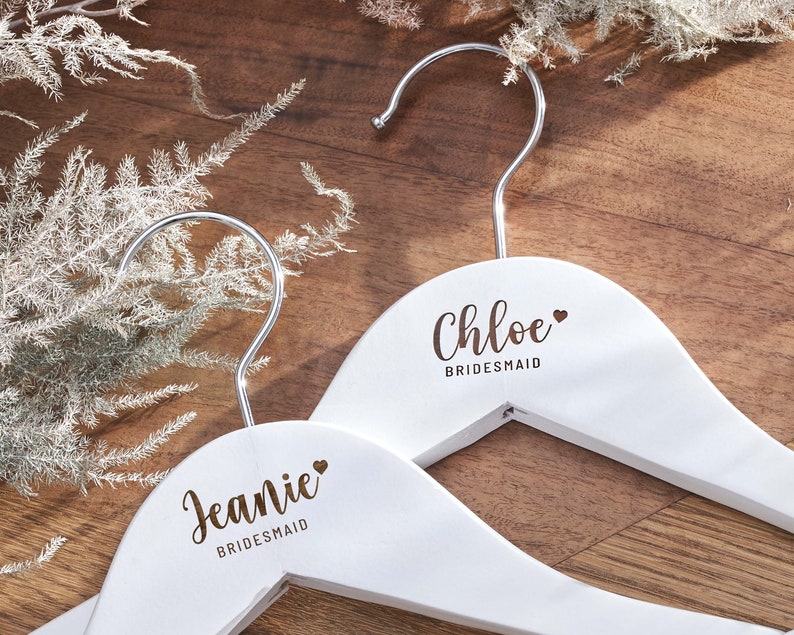 Personalized Bridesmaid Hangers Bride Hangers Wedding Dress Hangers Custom Name Engraved Wooden Hanger Bridesmaid Proposal zdjęcie 7