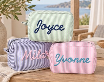 Personalized Striped Makeup Bag: Custom Chunky Yarn Name Travel Cosmetic Pouch [N]