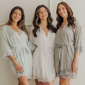 Bridesmaid Silky Lace Robe, Custom Bridal Robe, Maid Of Honor Gift, Bachelorette Party, Bridesmaid Proposal, Wedding Robes
