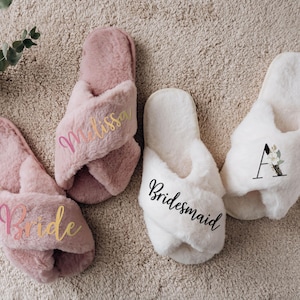 Bride Slippers, Custom Slippers, Bridal Party Bridesmaid Proposal, Bridesmaid Slippers, Bachelorette Party Gifts, Personalized Slippers