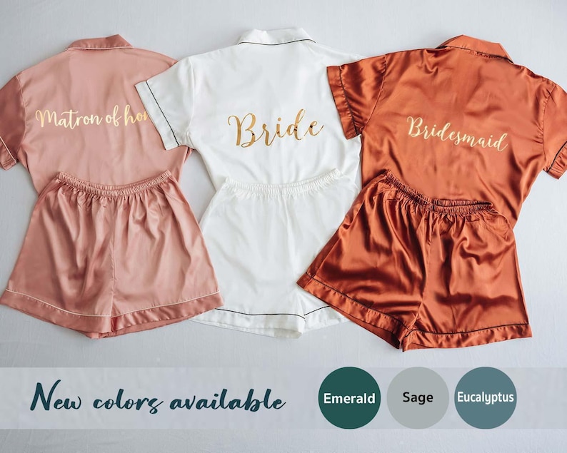 Conjuntos de pijamas para novias y damas de honor, conjuntos de pijamas para damas de honor para prepararse, conjuntos de shorts de satén, regalos para la dama de honor imagen 1