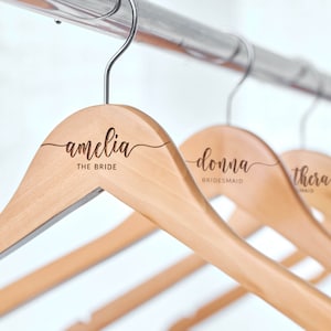 Personalized Bridesmaid Hangers Bride Hangers Wedding Dress Hangers Custom Name Engraved Wooden Hanger Bridesmaid Proposal zdjęcie 1