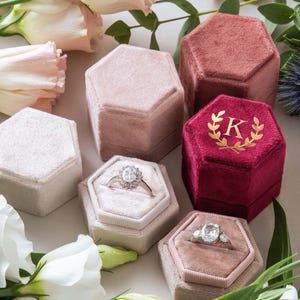Personalized Velvet Ring Box, Custom Wedding Ring Box, Single Slot Ring Box, Engagement Ring Bearer Box, Ring Box for Wedding Ceremony&lt;W&gt;