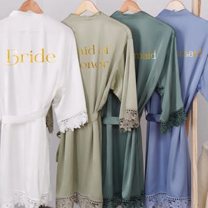 Bridesmaid Robes, Satin Personalize Robes,Wedding Robes, Bachelorette Party Robes, Bridesmaid Gift, Bridesmaid Proposal, Birthday Robes &lt;2D&gt;
