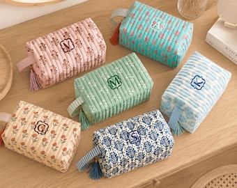 Floral Block Print Quilted Makeup Bag with Handle, Personalized Embroidered Cosmetic Bag, Monogram Toiletry Pouch, Bridesmaid Gift [N]