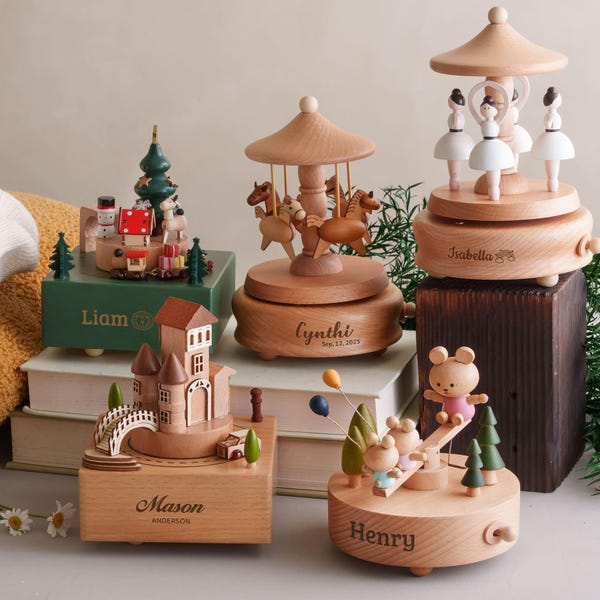 Personalized Wooden Train Music Box, Keepsake Gift for Kids, Baby Shower Gift, Newborn Gifts, Engraved Name Music Box
