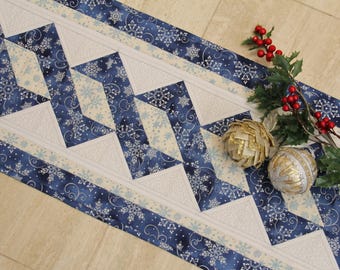 Christmas Quilted Table Runner, Traditional Holiday Patchwork Decor, Navy Blue White Festive Table Centerpiece, Handmade Xmas Quilt Gift