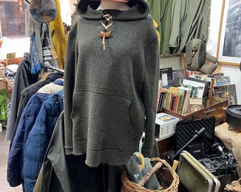 90s Vintage Pachamama Wool Jumper, Handknitted in Navy With 90s Vintage Pachamama Wool Jumper, Handknitted in Navy With