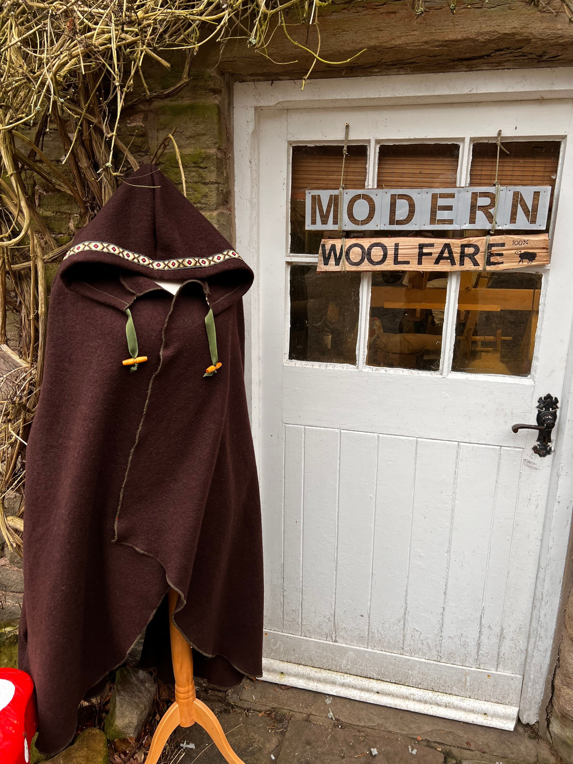 Hooded Cloaks with Pockets  Raven Fox Capes and Cloaks