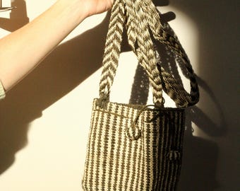 Striped Boho Market Bag – Handwoven Natural Fiber Shoulder Bag