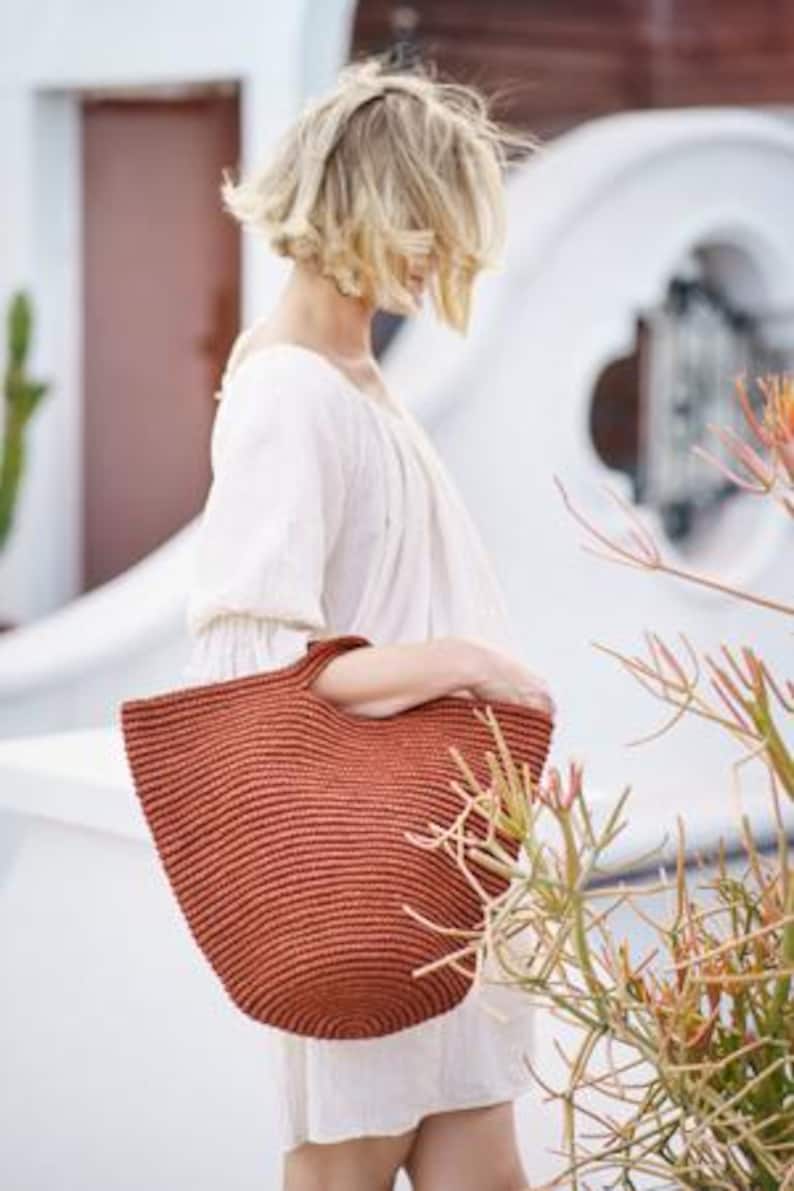 Handmade Basket Tote Bag: Woven Fiber Beach Bag image 3