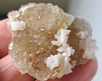 Wow! GLASSY + PHOSPHORESCENT Fluorite