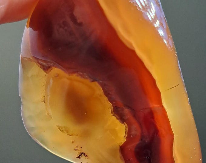 UV Reactive Malawi Agate