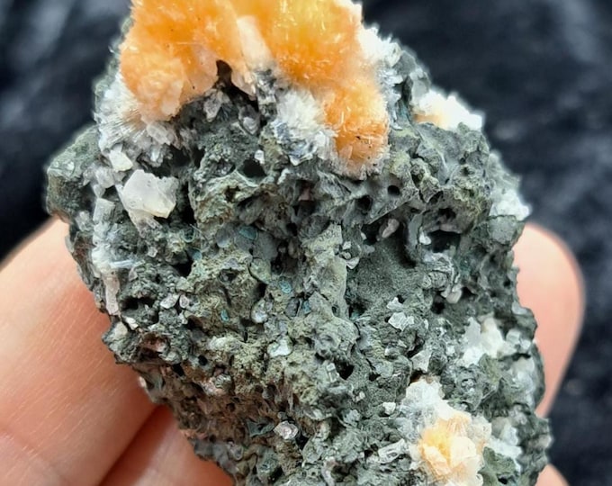Thomsonite