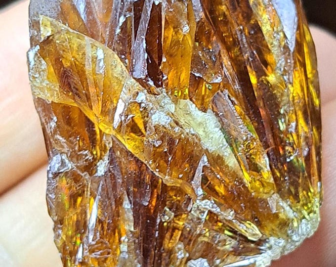 Amber Calcite