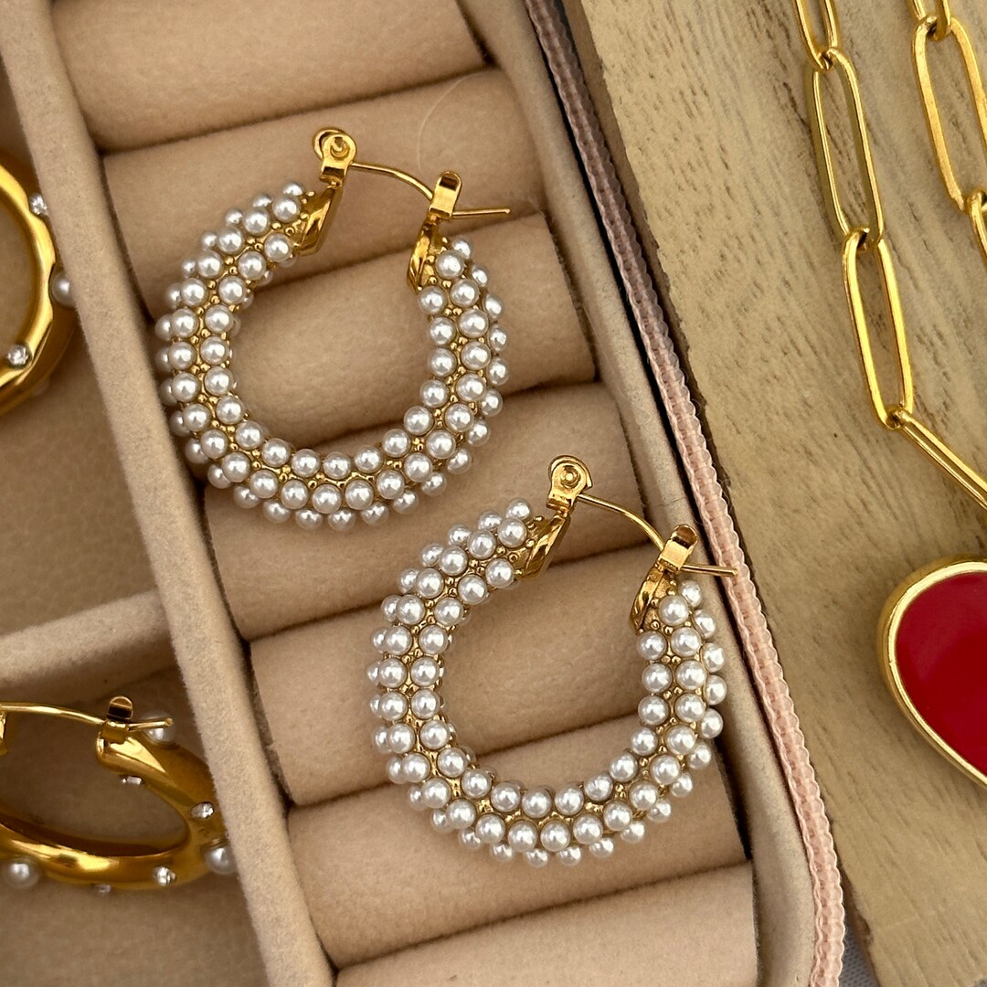 Classy Lady Pearl Hoop Earrings