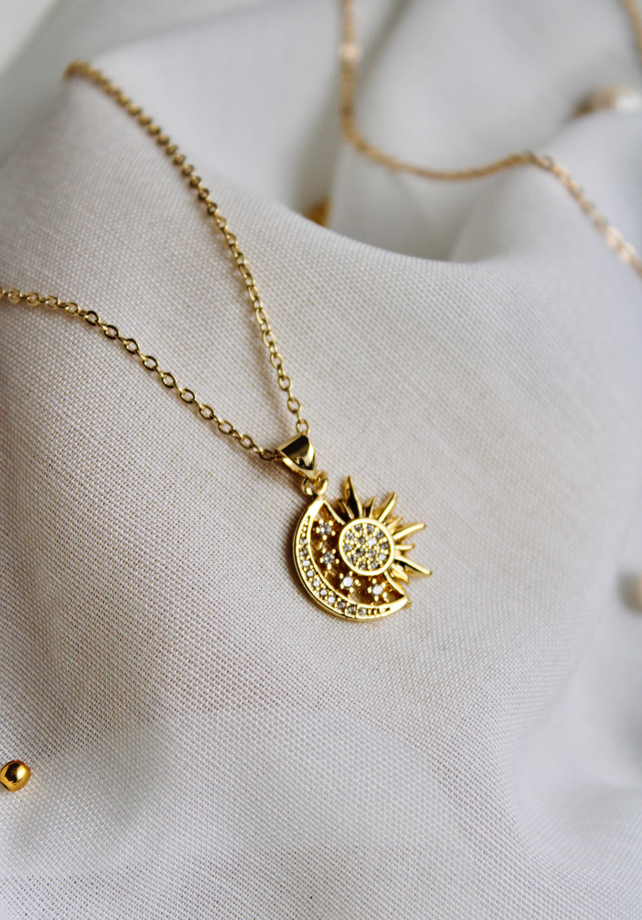 Sun Moon and Stars Necklace, Solar Eclipse Necklace, 18K Gold Filled Necklaces, Celestial Necklace, Eclipse Necklace, Valentines Day
