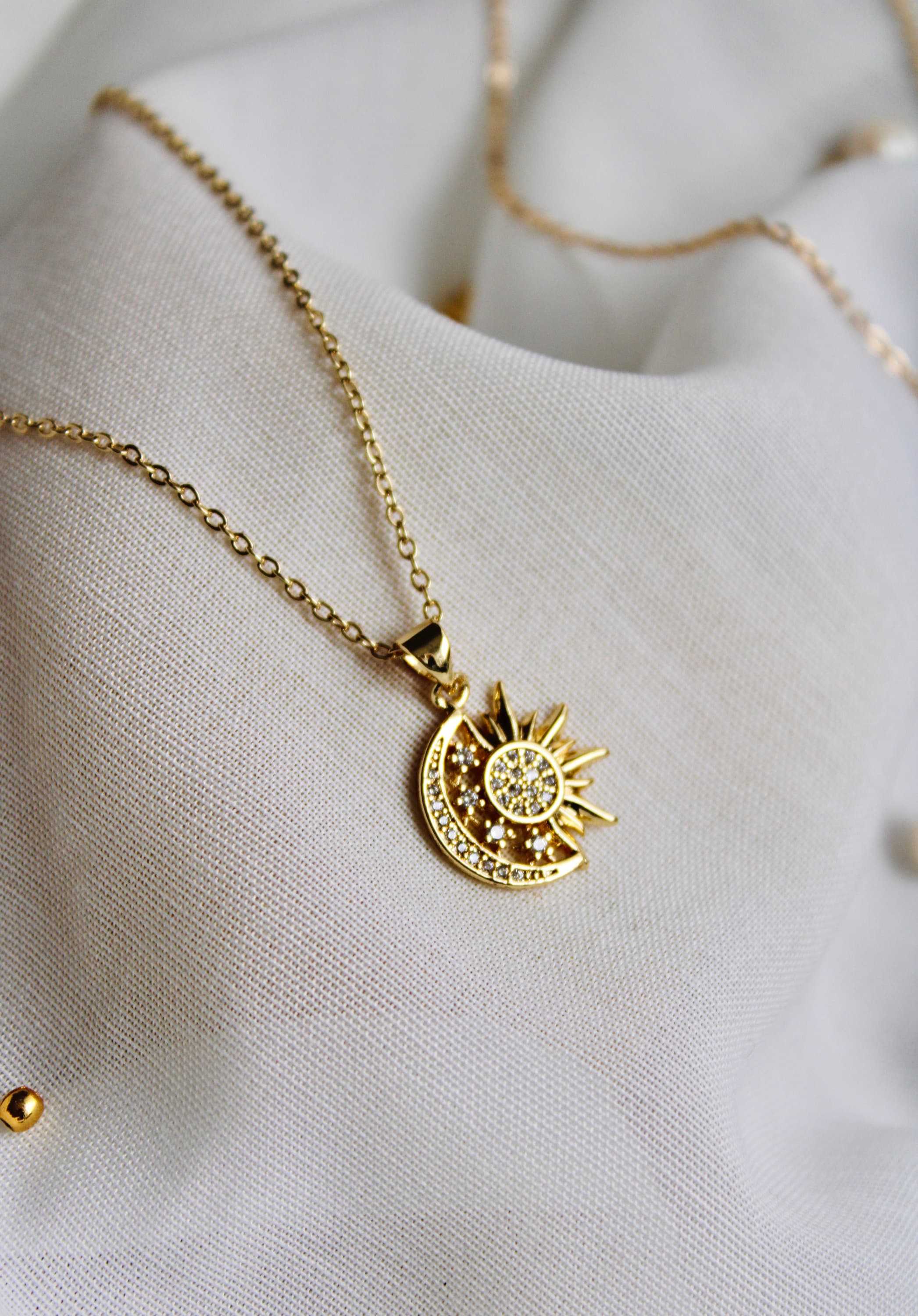 eclipse plate necklace