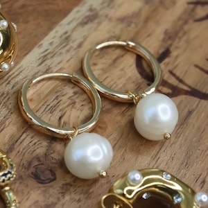 Gold Pearl Earrings, Pearl Hoop Earrings, Pearl Drop Earrings, Wedding Jewelry, Mothers Day Gift, Gift for mum, Everyday jewelry