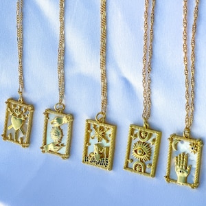 Collier carte de tarot, collier tarot, bijoux tarot, collier bohème, collier spirituel, bijoux mystiques, collier astrologie, collier occulte