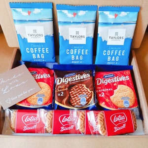 Zestaw upominkowy z kawą Decaf Taylors Coffee Bags - personalizowany | prezent z kawą bezkofeinową | Digestive | Loftus Biscoff | Urodziny | Powodzenia | Wracaj do zdrowia