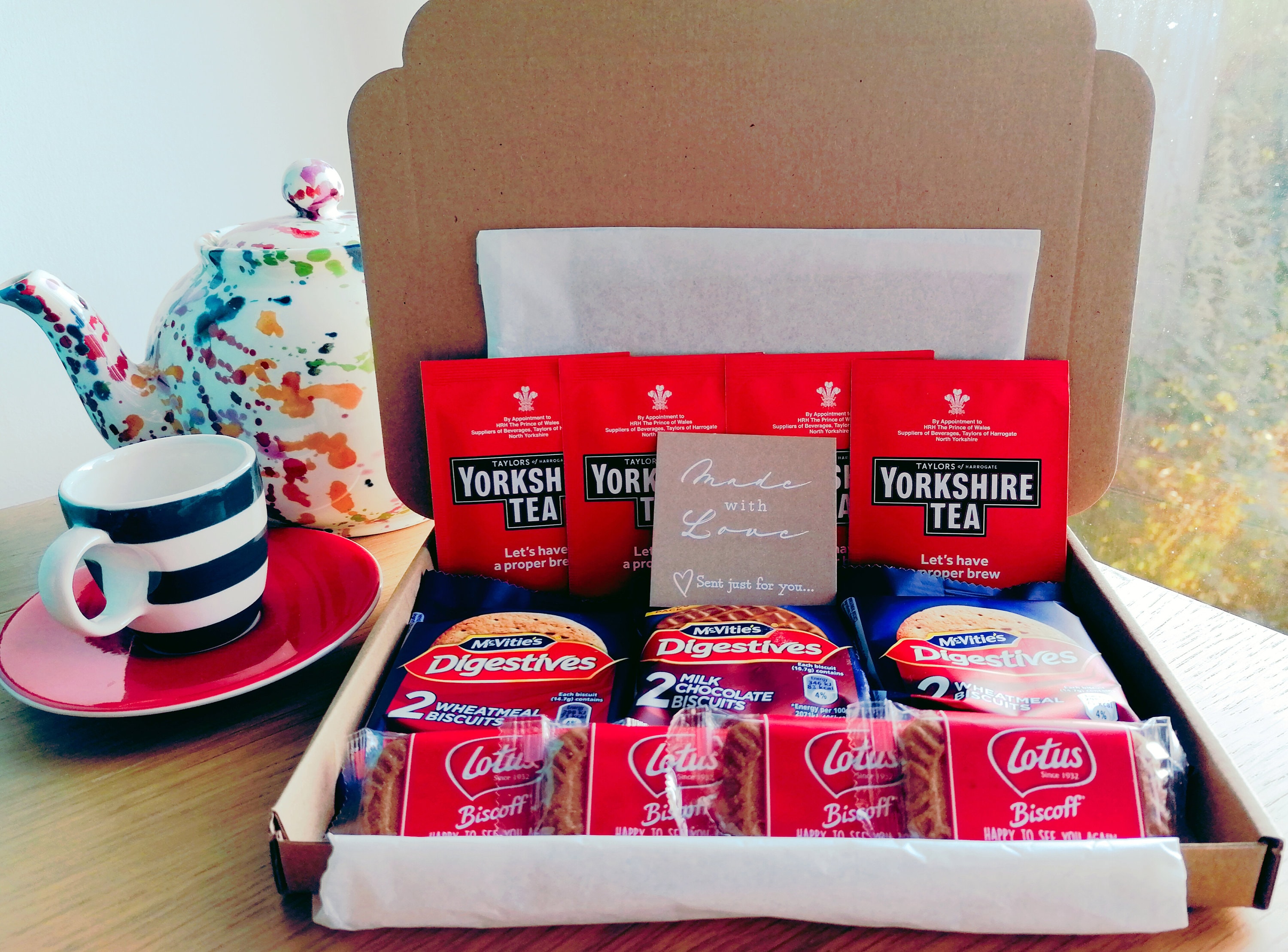 Yorkshire Tea & Biscuit Letterbox Giftset With Personalised Card Afternoon  Tea Digestive Biscoff Food and Drink Gift 