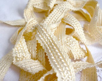 French vintage Gimp trim, white creamy braid trim, haberdashery trimmings curtains, upholstery fabrics