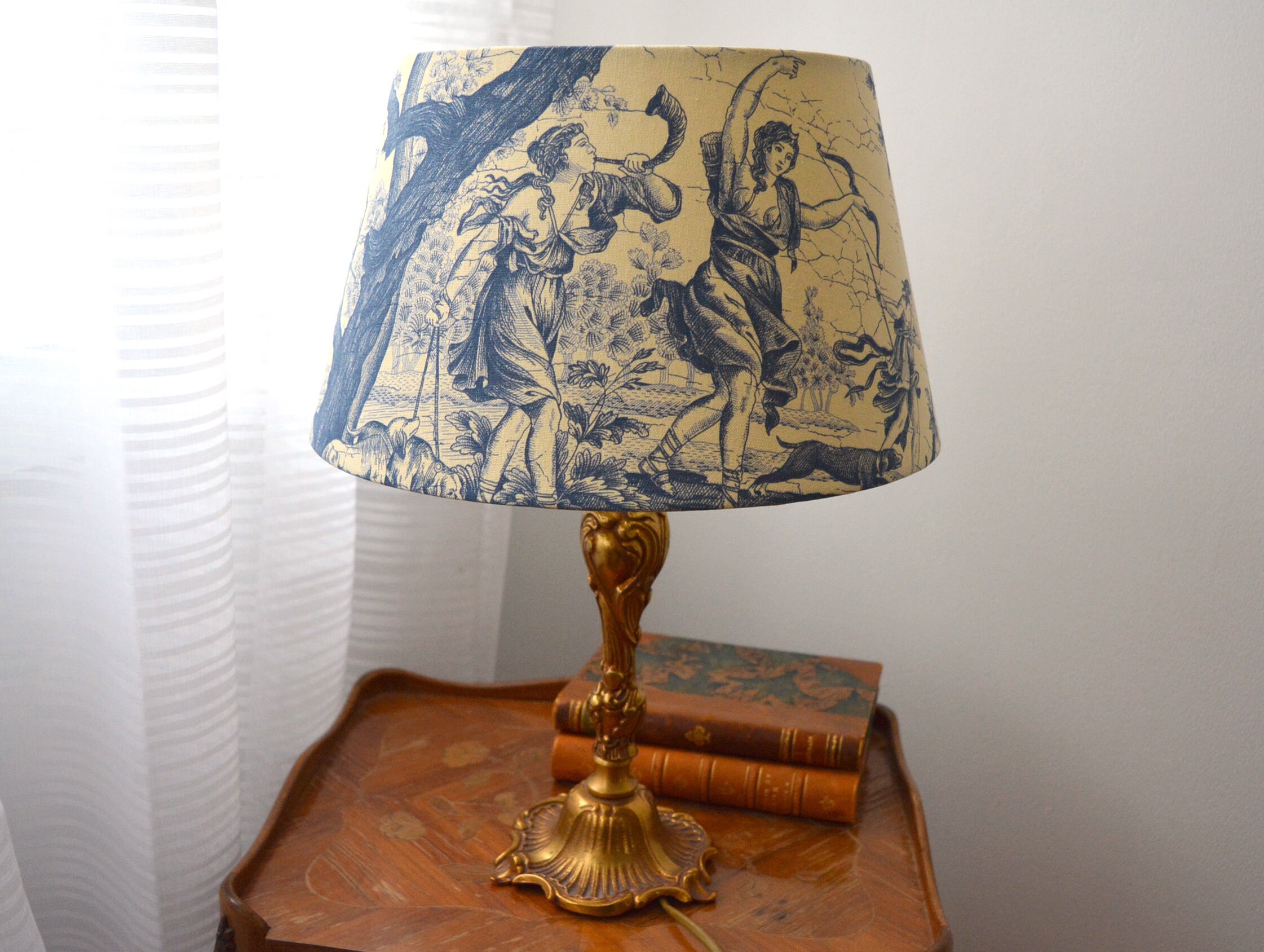 Lampe de Table Vintage Jouy Fabric Décor, Français Lampe en Bronze Antique, Lampeshade
