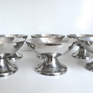 Set of 6 French vintage ice cream cups, stainless steel footed dessert bowls, french bistro metal cups