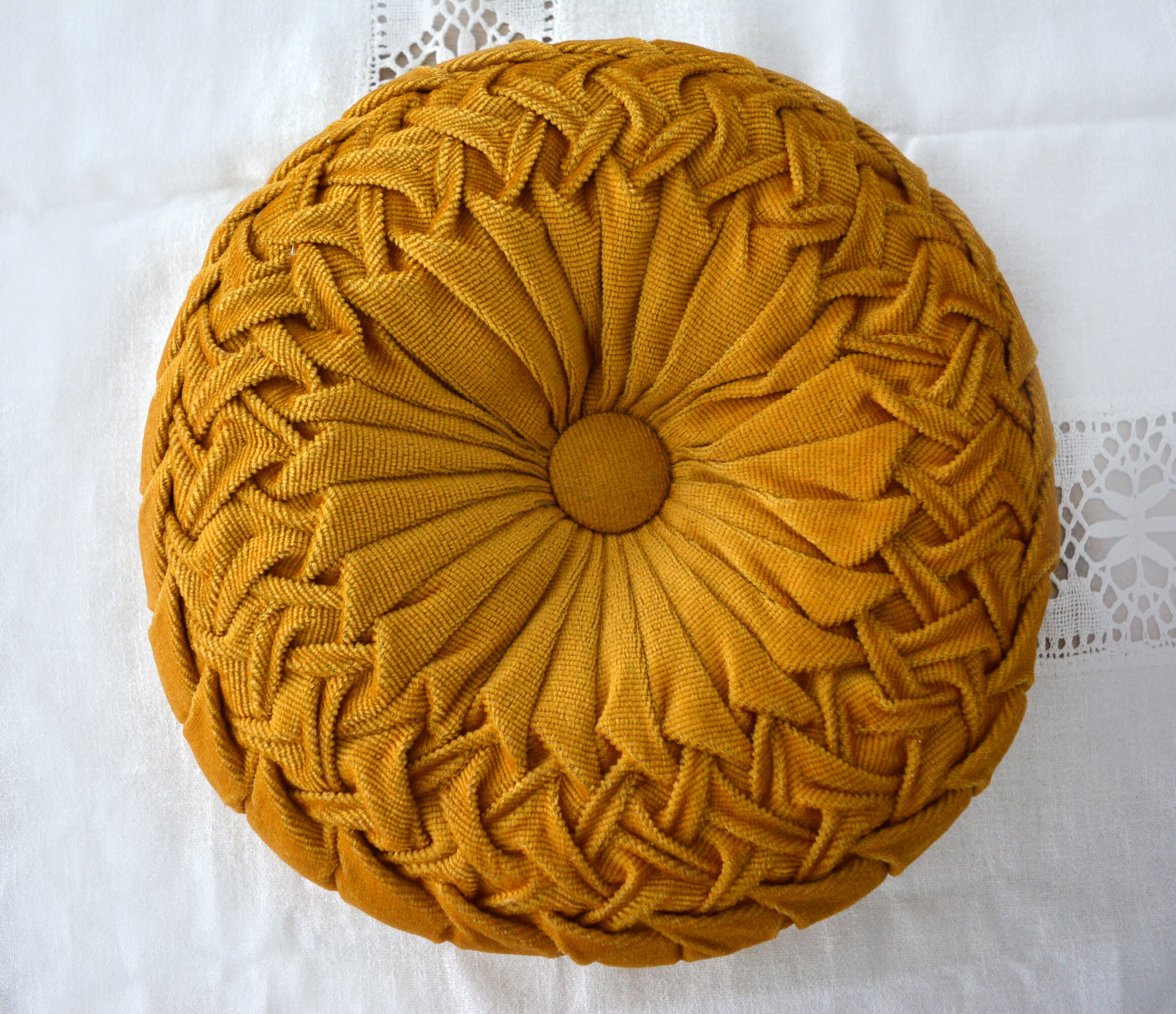 Français Coussin en Velours Jaune Moutarde Vintage, Tufté Rond Velours