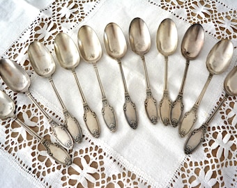 Set of antique silverplated 11 spoons, silverplated tableware