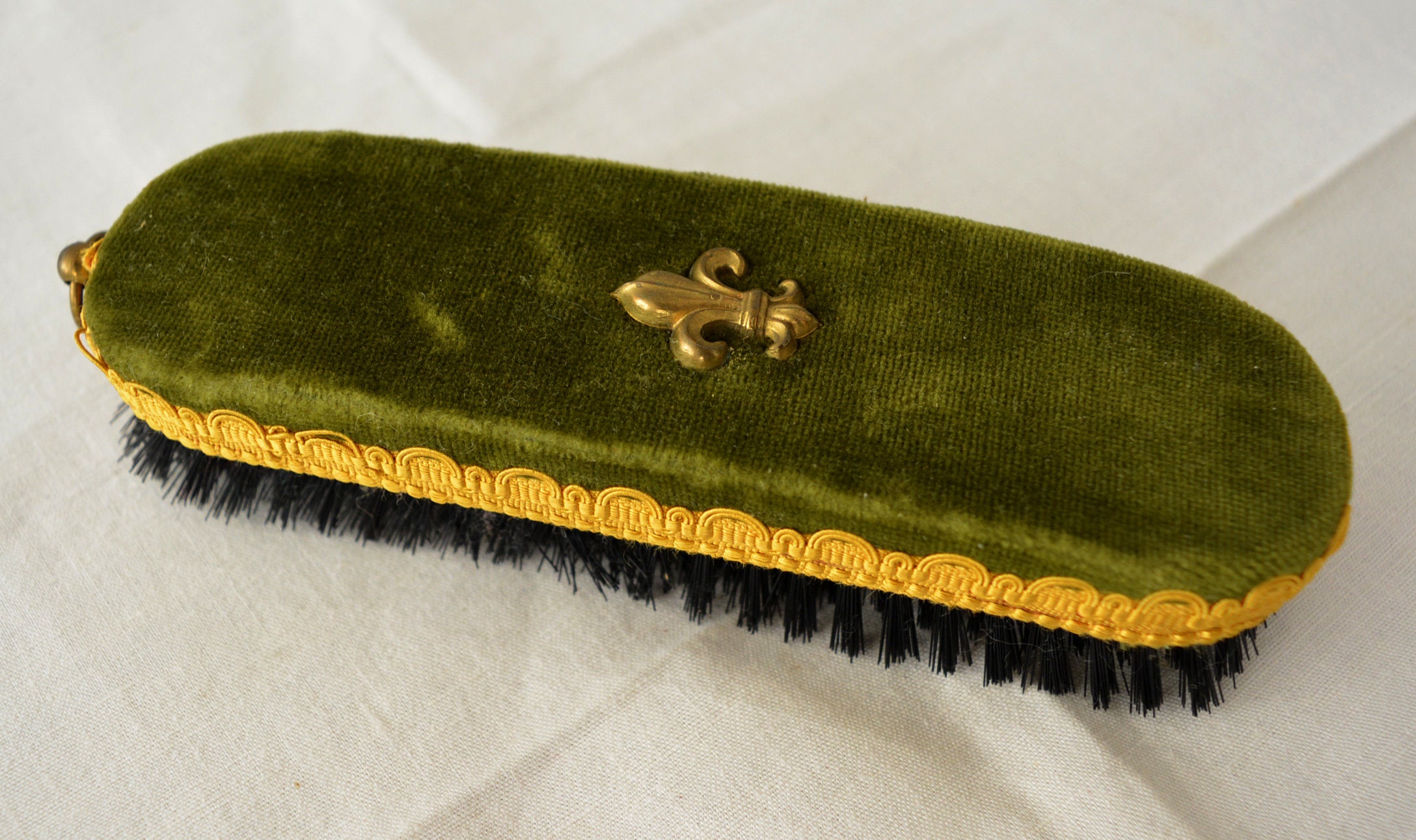 Vintage velvet clothing shoes brush, antique shoes brush, 60'e