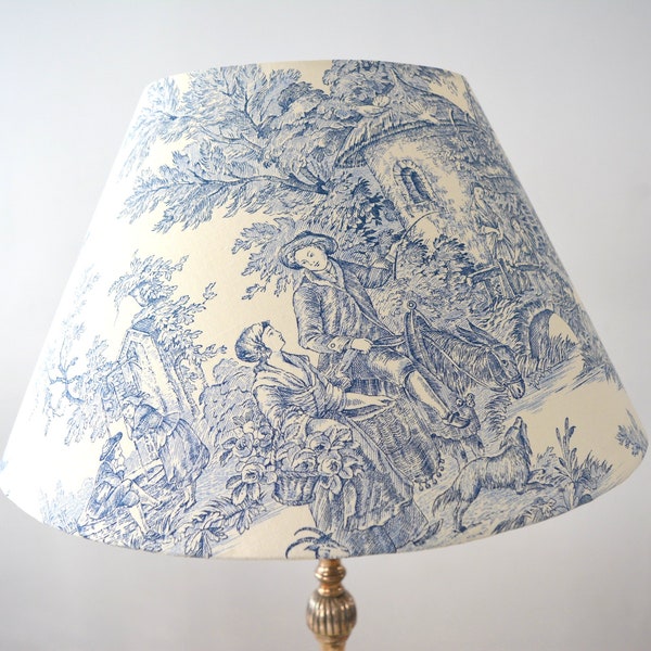 Abat-jour en tissu français Jouy, motif pastoral antique, TOILE JOUY pastels bleus, ARTISANAT