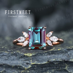 6 x 8 mm エメラルドカット アレキサンドライト エンゲージリング 14K ソリッドゴールド マーキス ダイヤモンド ウェディングリング