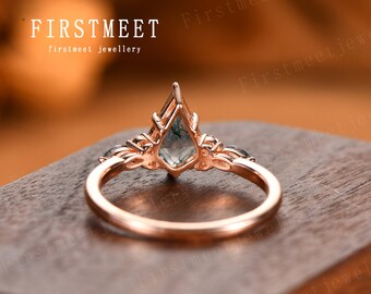 ヴィンテージ カイトカット ブルーサファイアリング ユニークな