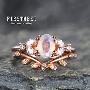 Dainty Rainbow Moonstone Engagement Ring June Birthstone Art Deco Moonstone Bridal Set Rose Gold Antique Oval Cut Wedding Ring Promise Ring