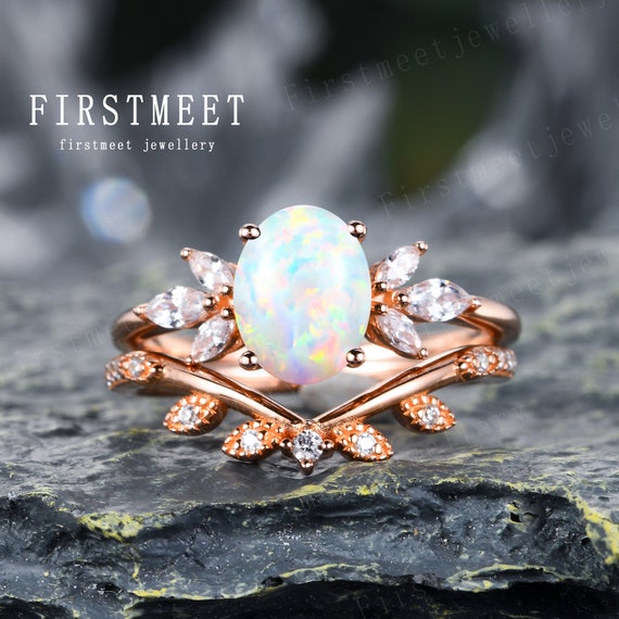 Vintage opal 2024 engagement ring