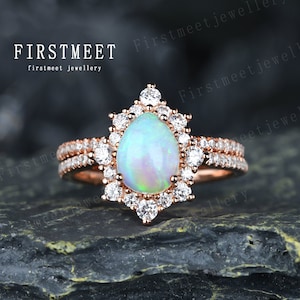 Pear Cut Opal Wedding Ring Set White Fire Opal Bridal Set 14K Solid Gold Opal Engagement Rings for Women Vintage Promise Ring Set