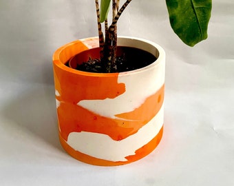 Handmade unique plant pot | 15cm or 25cm diameter | shades of orange plant pot | Mother’s Day gift | gift ideas | home décor