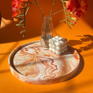 Handmade unique orange marble effect tray  | diameter 26.5cm | circular decorative plate | gift ideas | Mother’s Day gift  | home décor