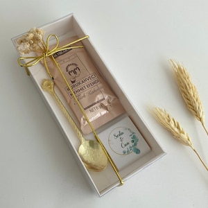Wedding Favors for Guest, Engagement Chocolate, Coffee, Personalized Chocolate Favors, Engagement Gift