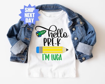 Camiseta Pre-K, Hola Pre-K, Atuendo para el primer día de clases, Camiseta con nombre personalizado, Camiseta de regreso a clases, Camiseta del primer día de preescolar, Camiseta Pre-K