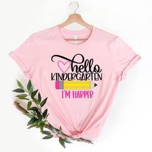 Camiseta de jardín de infantes, Hola jardín de infantes, Atuendo para el primer día de clases, Camiseta con nombre personalizado, Regreso a la escuela, Camisetas de jardín de infantes, Camiseta de jardín de infantes