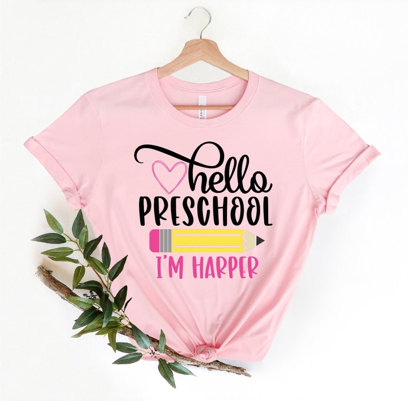 Koszulka przedszkolna, Hello Preschool, Pierwszy dzień w szkole, Strój, Spersonalizowana koszulka z imieniem, Powrót do szkoły, Koszulka pierwszego dnia w przedszkolu, Koszulka dla przedszkolaków zdjęcie 1