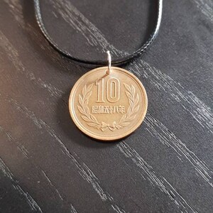 Necklace Coin Japan 10 Yen Bronze House 45 - 50 cm Leather