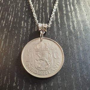 Necklace coin 85 cm Netherlands 2.5 guilders 2 1/2 Queen Juliana 1969