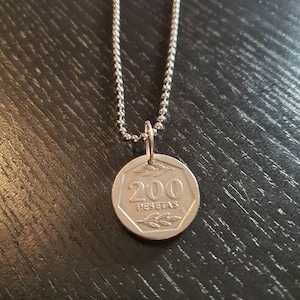 Ball chain coin Spain 200 Pesetas 60 cm