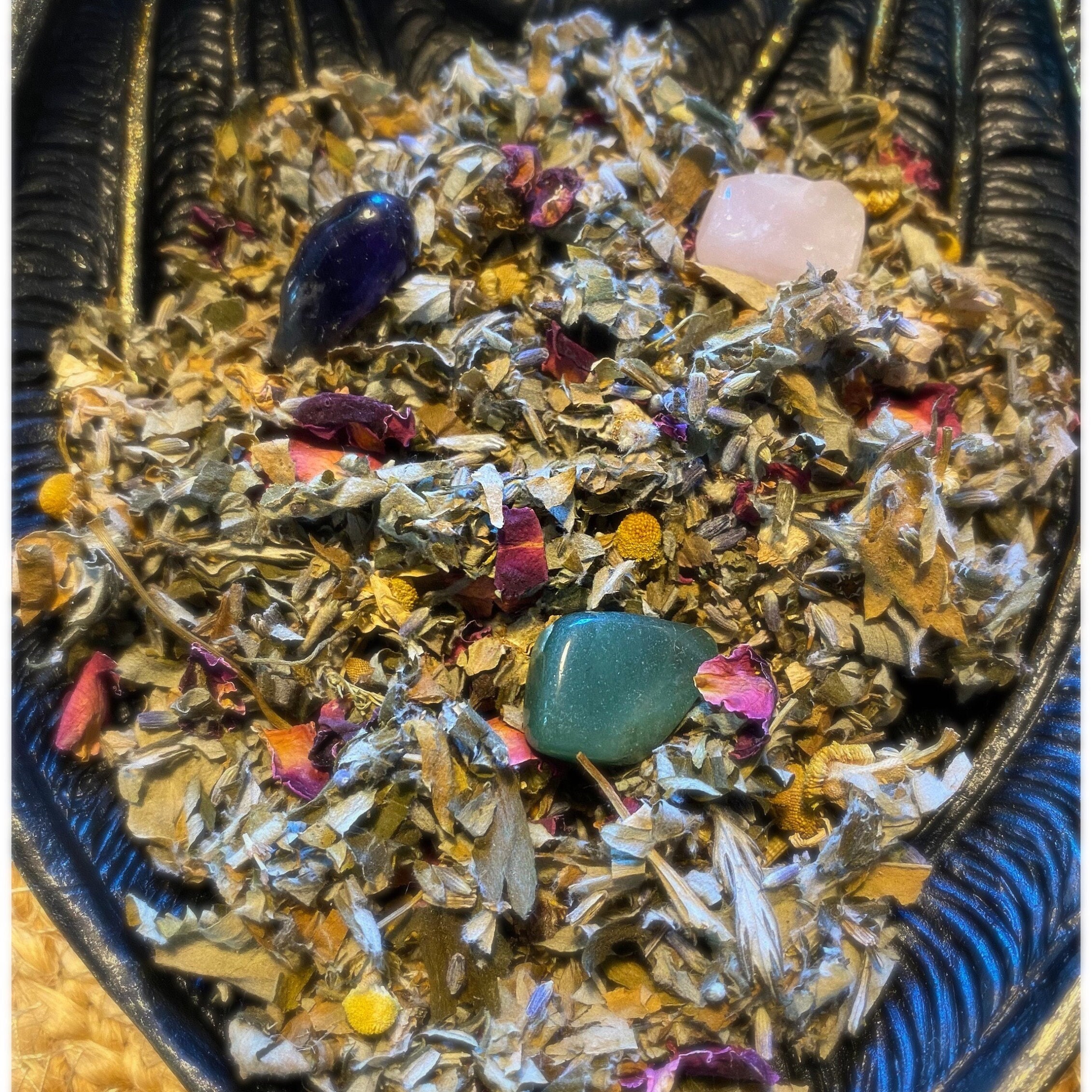 Mugwort Chamomile Comfrey Rose Lavender Mix with Stones