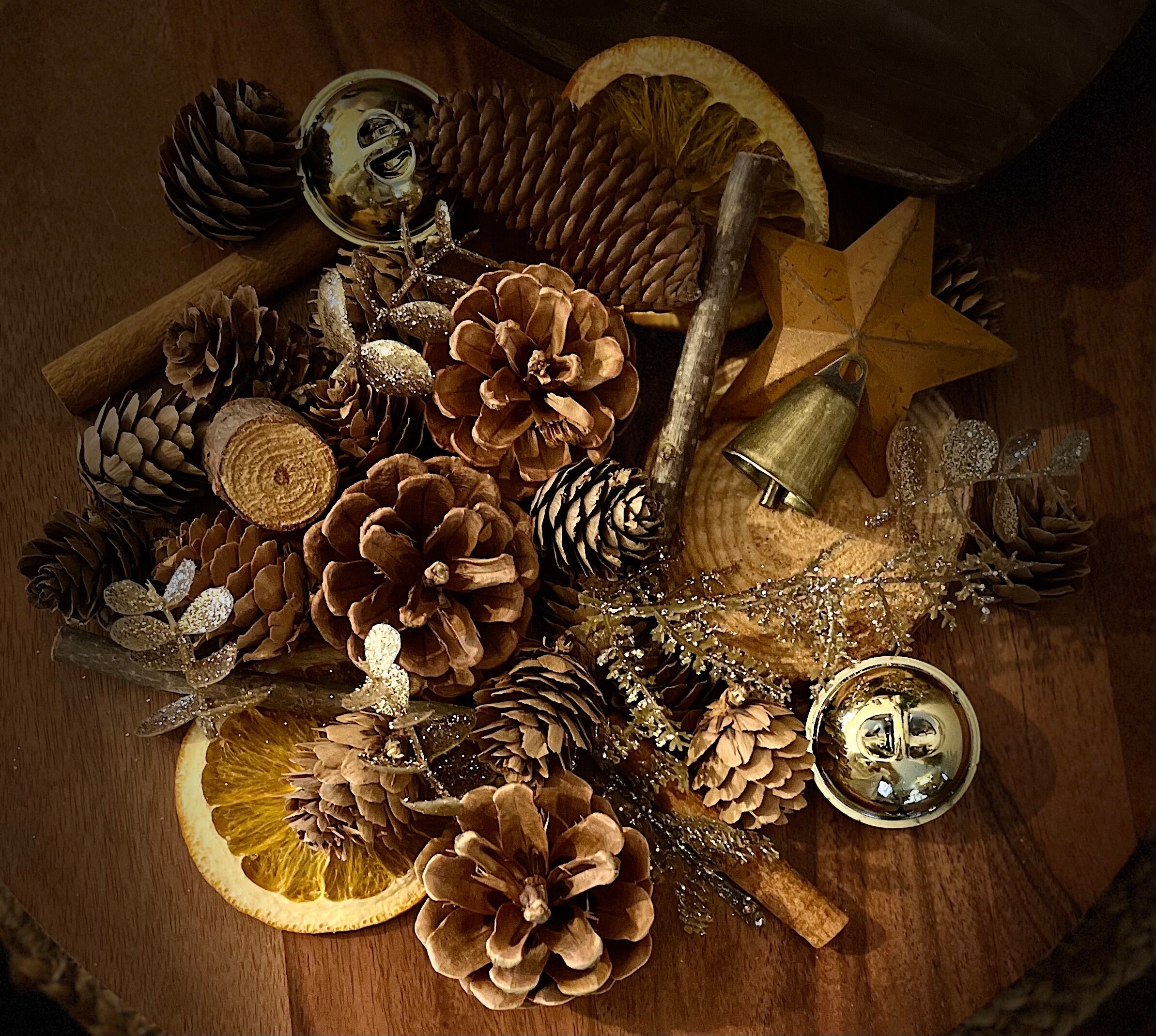 Gold Christmas Potpourri|Yule Potpourri|Holiday Decor|Vase Filler|Dough Bowl - Image 1
