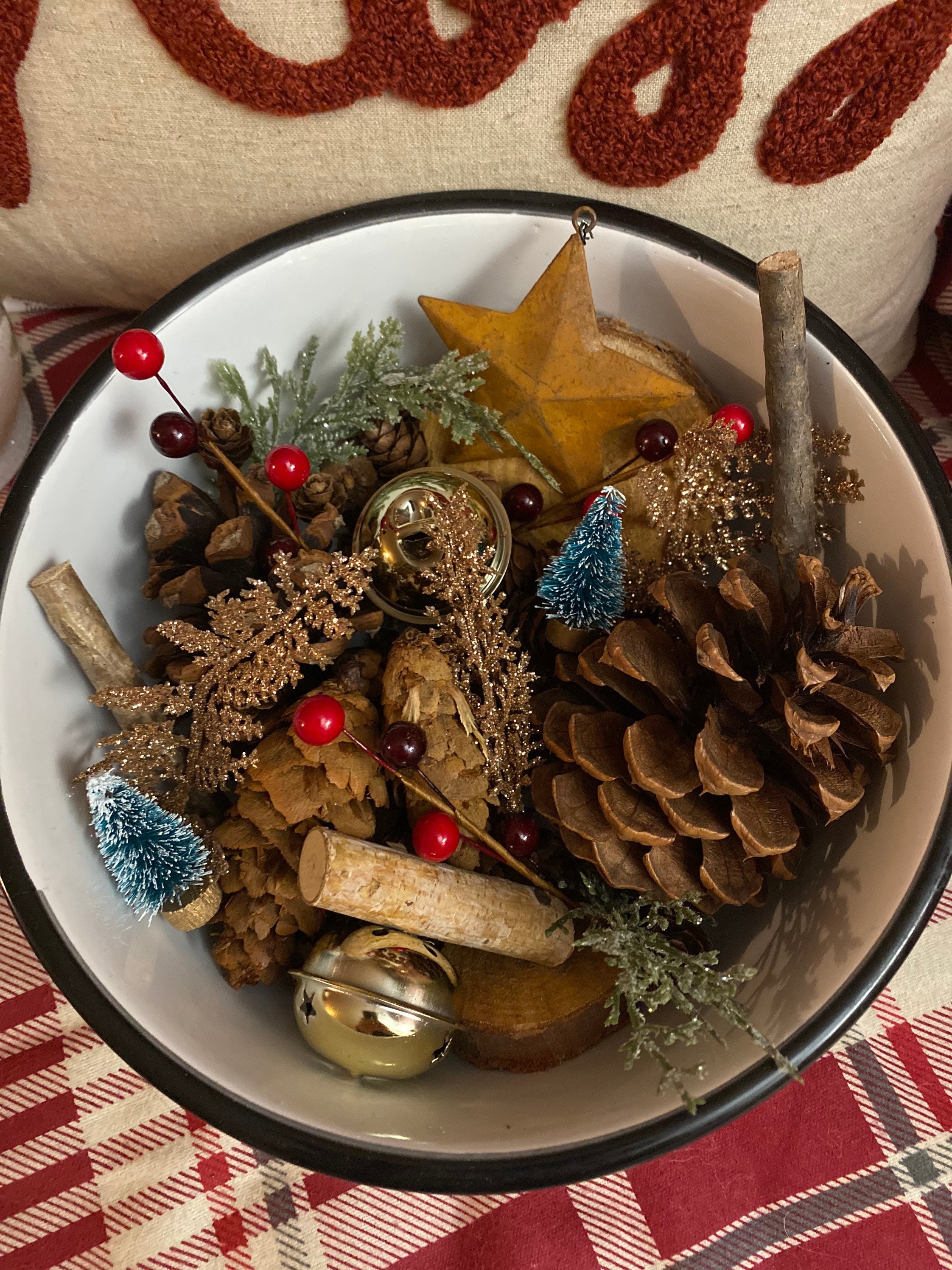 Classic Christmas Potpourri|Country Christmas|Rustic Decor|Vase Filler - Image 1